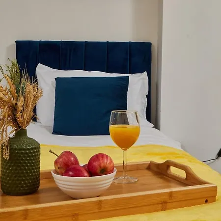 3 Beds - Family & Work - Near Lgi - Free Parking Apartment
